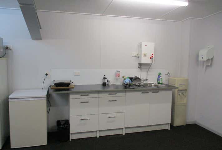 11-21 Tingira Street Portsmith QLD 4870 - Image 7