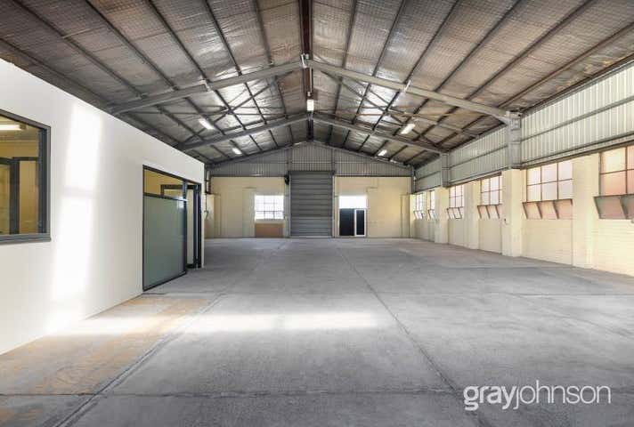 16 Cottage Street Blackburn VIC 3130 - Image 2