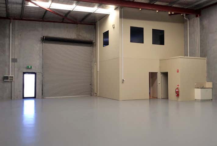 Unit 1, 6 Dillington Pass Landsdale WA 6065 - Image 9