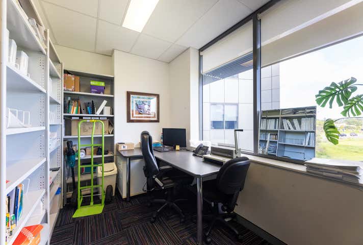 110/6 Waterfront Place Robina QLD 4226 - Image 8