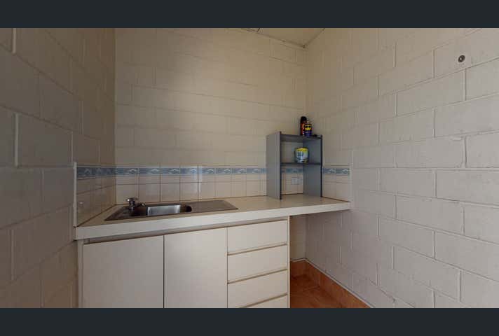 46 Farrall Road Midvale WA 6056 - Image 11