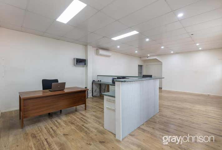 12 Ayton Street Sunshine North VIC 3020 - Image 7