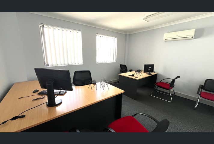 18/17 Ogilvie Road Mount Pleasant WA 6153 - Image 2