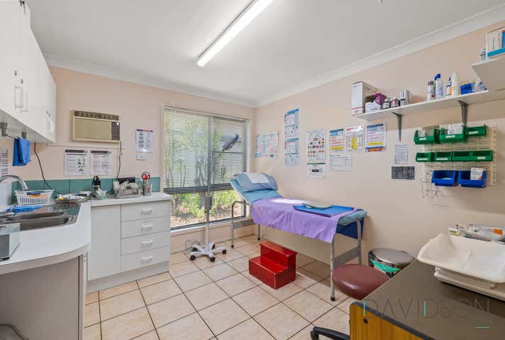 156 Ashmore Road Benowa QLD 4217 - Image 9