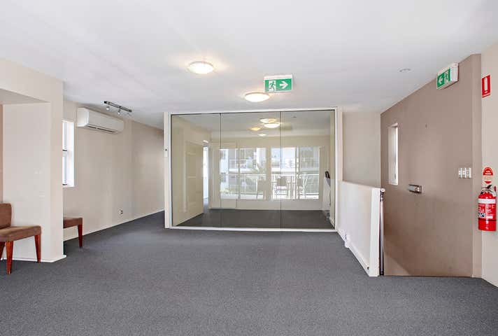 80 Ferny Avenue Surfers Paradise QLD 4217 - Image 12