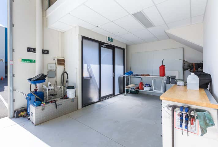 6/6 Production Road Canning Vale WA 6155 - Image 7