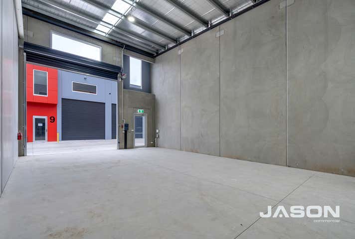 4/13 Mogul Court Deer Park VIC 3023 - Image 5