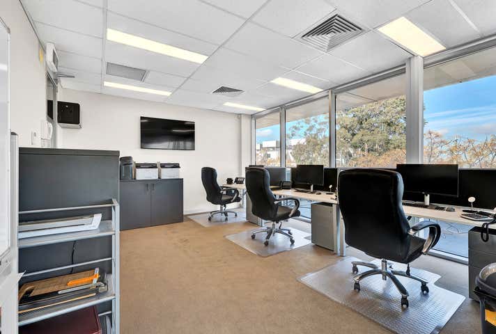 20a/82 Keilor Road Essendon North VIC 3041 - Image 8