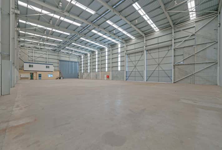 3 Evinrude Bend East Rockingham WA 6168 - Image 3