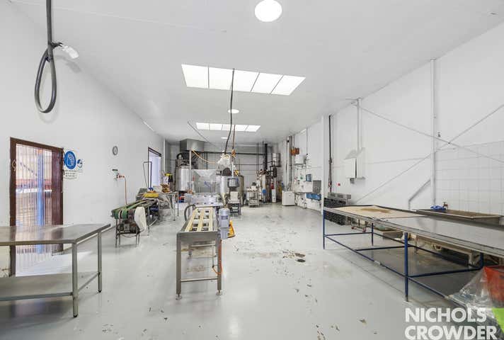 8/13-23 Japaddy Street Mordialloc VIC 3195 - Image 9