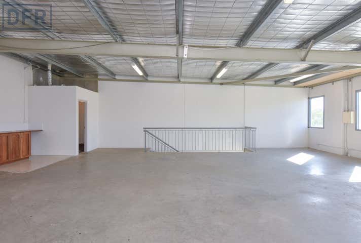 First Fl, 1/26 Hammond Road Cockburn Central WA 6164 - Image 4