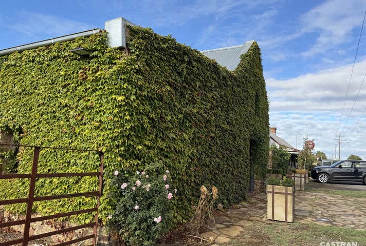 3454 Midland Highway 'Swiss Mountain Hotel' Blampied VIC 3364 - Image 34