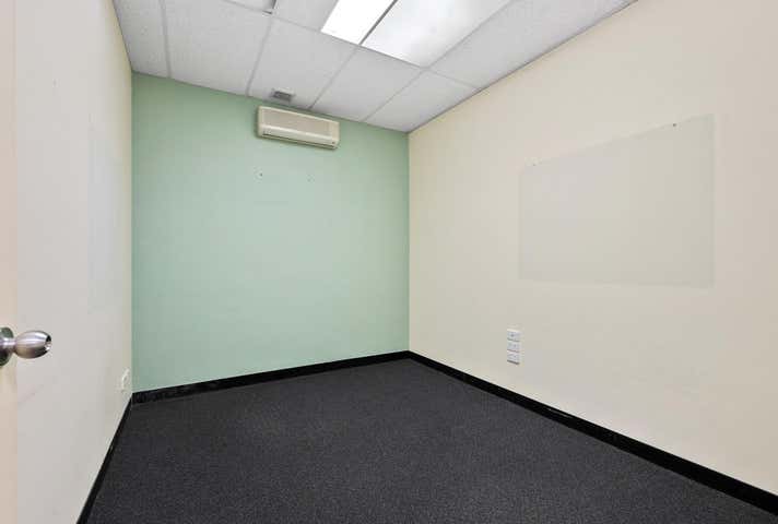 16 Morris Place Innaloo WA 6018 - Image 7