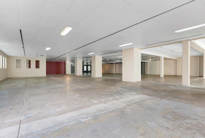 31 Doggett Street Newstead QLD 4006 - Image 9