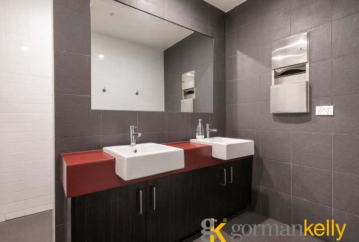 Level 2, 21 Shierlaw Avenue Canterbury VIC 3126 - Image 6