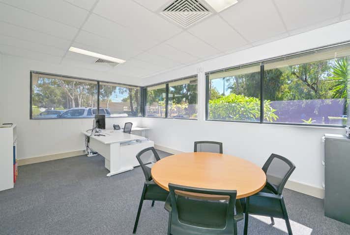 10 Brodie-Hall Drive Bentley WA 6102 - Image 5
