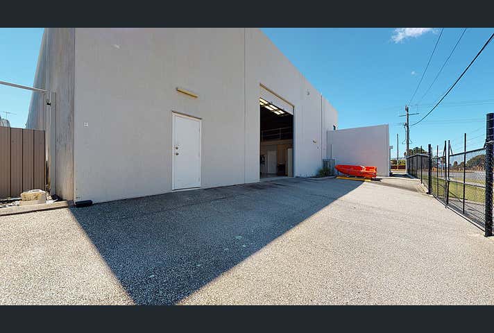 19 Weatherburn Way Kardinya WA 6163 - Image 14