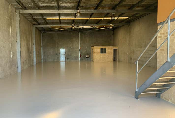 1/14 Parkinson Lane Kardinya WA 6163 - Image 3