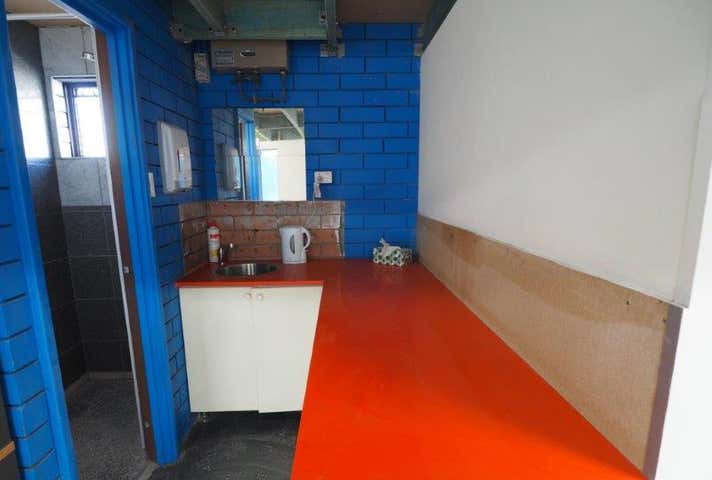 Unit 4, 14 Dellamarta Rd Wangara WA 6065 - Image 13