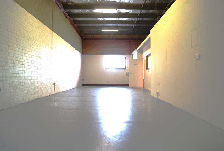 Unit 5, 74-76 Townsville Street Fyshwick ACT 2609 - Image 4