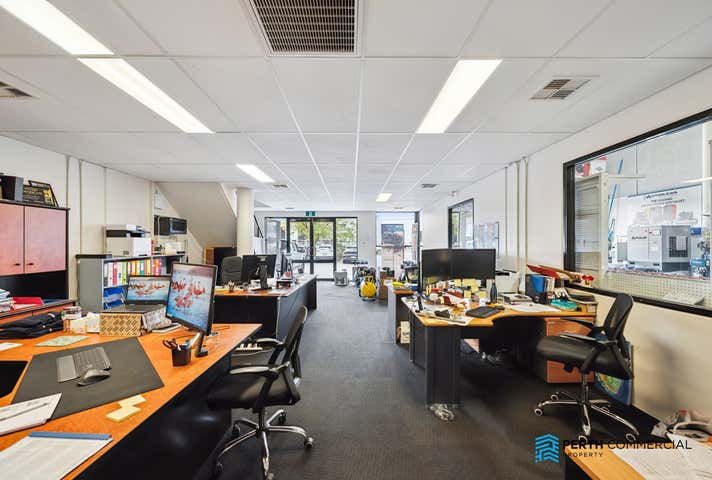 1/19 Mordaunt Circuit Canning Vale WA 6155 - Image 5