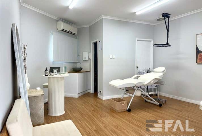 Shop  1, 7 Park Terrace Graceville QLD 4075 - Image 3