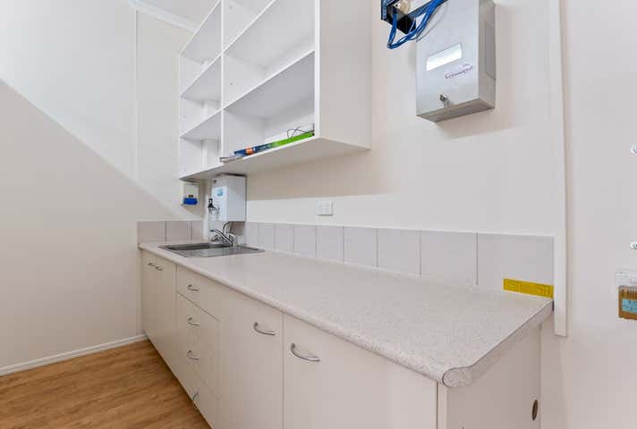 4/62 Main Street Pialba QLD 4655 - Image 3