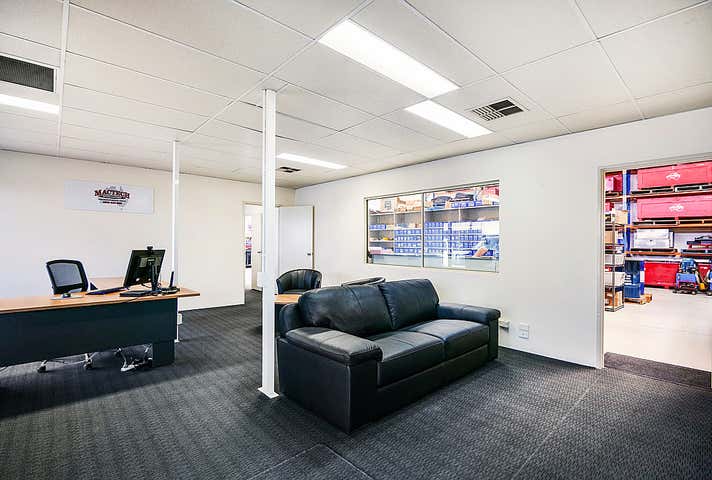 Unit 2, 52 Vinnicombe Drive Canning Vale WA 6155 - Image 5
