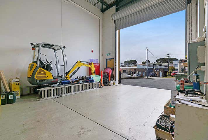 Unit 1 and 2, 11 Adams Street O'Connor WA 6163 - Image 7