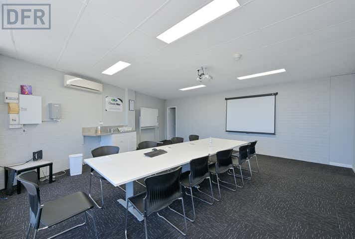 436 Carrington Street Hamilton Hill WA 6163 - Image 18