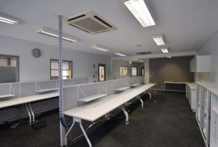 50 Ingham Road West End QLD 4810 - Image 8