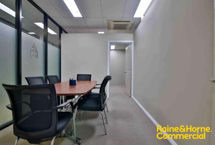 7/282 High Street Penrith NSW 2750 - Image 2