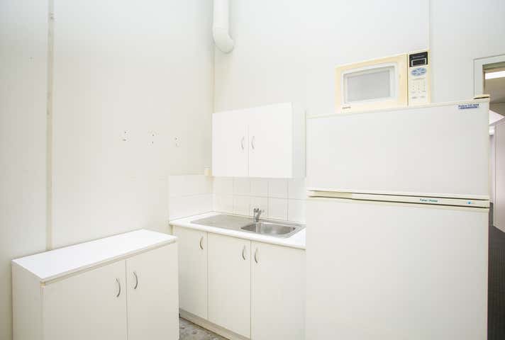 Unit 1, 20 Tacoma Circuit Canning Vale WA 6155 - Image 11