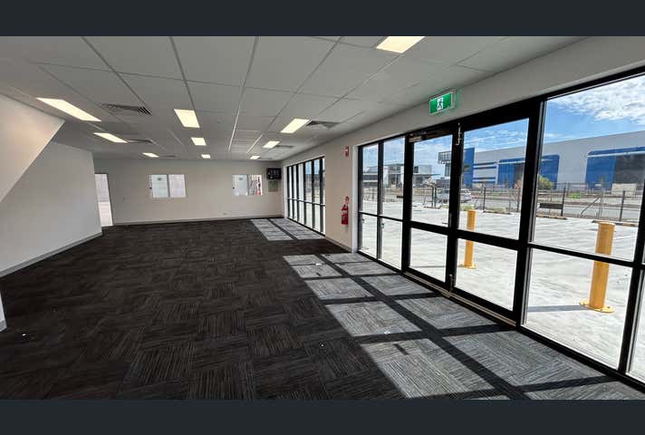 8 Ayres Road Forrestdale WA 6112 - Image 4