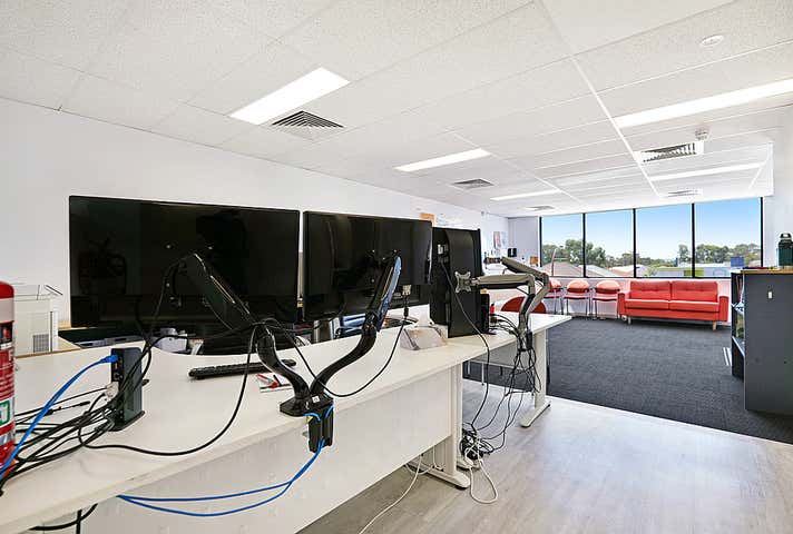 19 Caspian Terrace Canning Vale WA 6155 - Image 33