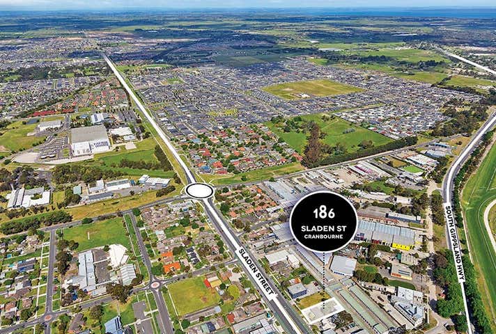 186 Sladen Street Cranbourne VIC 3977 - Image 4