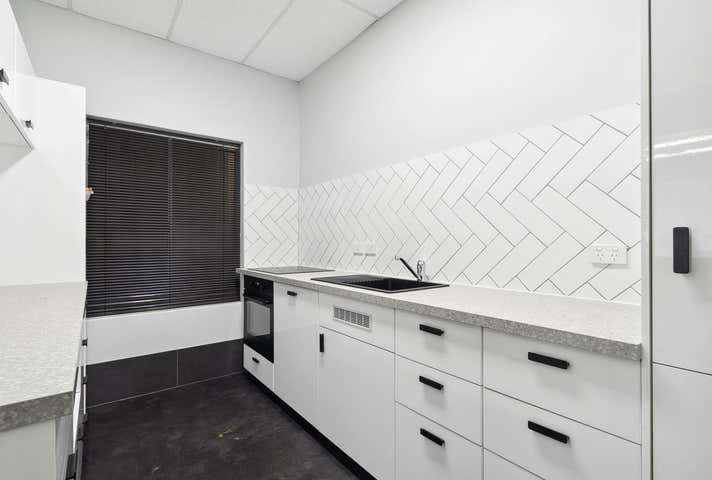 25 Wellard St Bibra Lake WA 6163 - Image 9