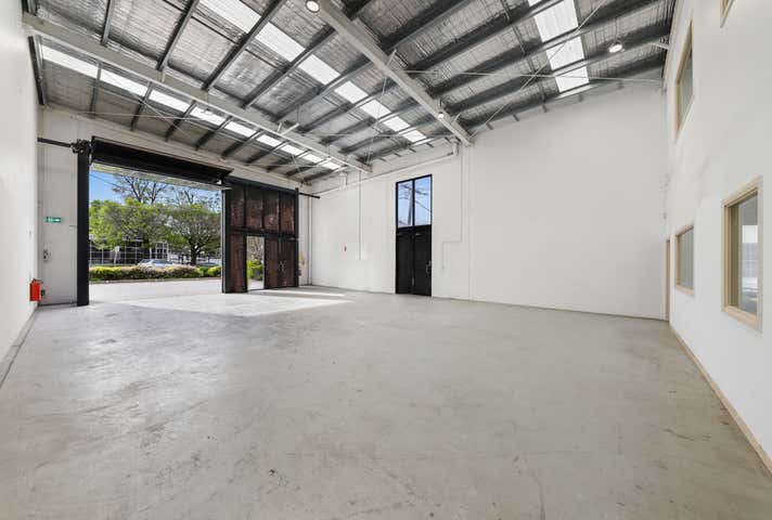 Unit  1, 75-77 Chifley Drive Preston VIC 3072 - Image 3