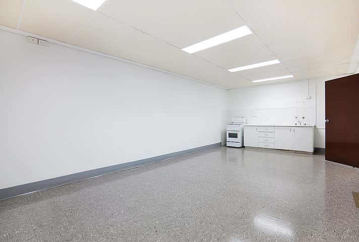 Unit 2, 2 Purdy Place Canning Vale WA 6155 - Image 14