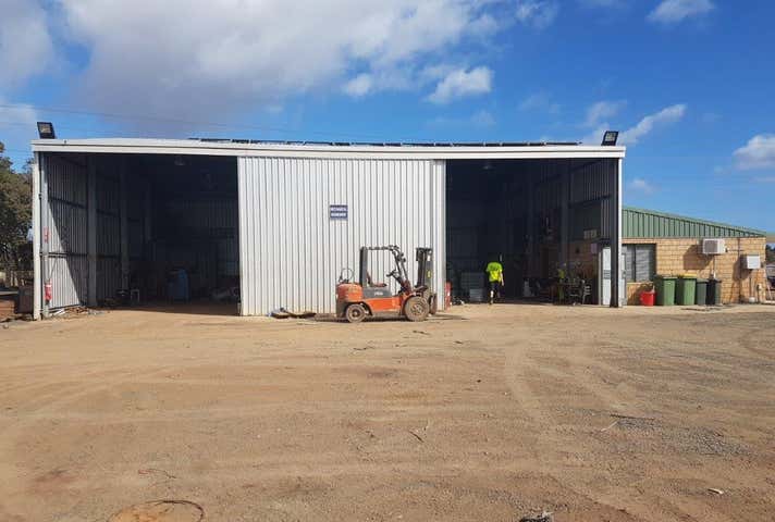 33 Fields Street Pinjarra WA 6208 - Image 4