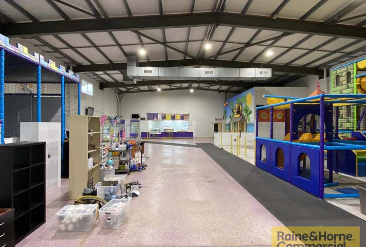 557 Gympie Road Lawnton QLD 4501 - Image 11