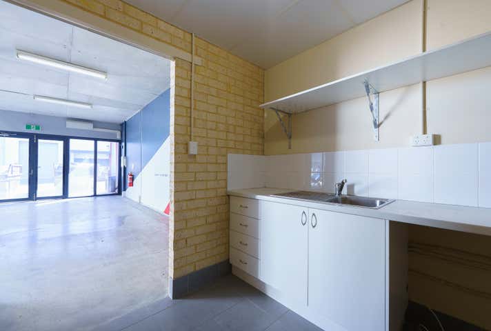 2/33 Boranup Avenue Clarkson WA 6030 - Image 12