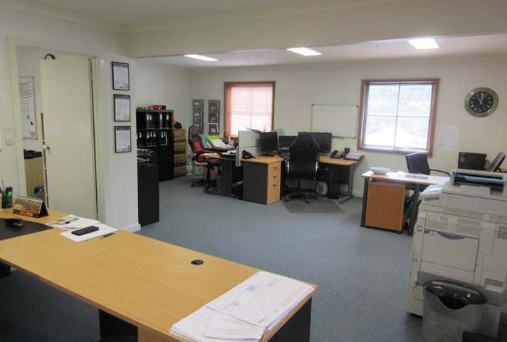 First Floor, 158-160 Yarra Street Warrandyte VIC 3113 - Image 2