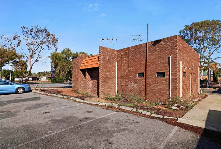 64A Hale Road Forrestfield WA 6058 - Image 14