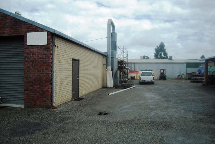 1A/3 Malcolm Road Maddington WA 6109 - Image 4