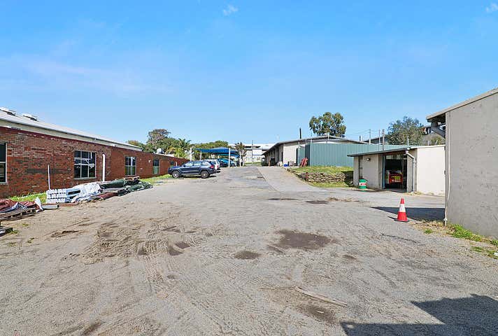 52 Peel Road O'Connor WA 6163 - Image 23