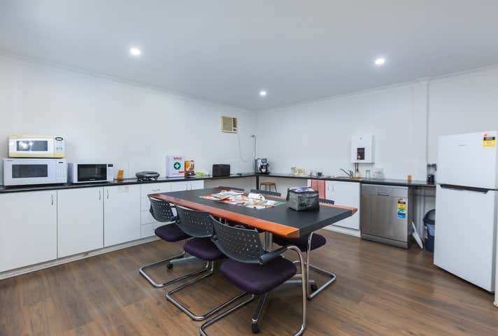 2/10 Bushland Ridge Bibra Lake WA 6163 - Image 15