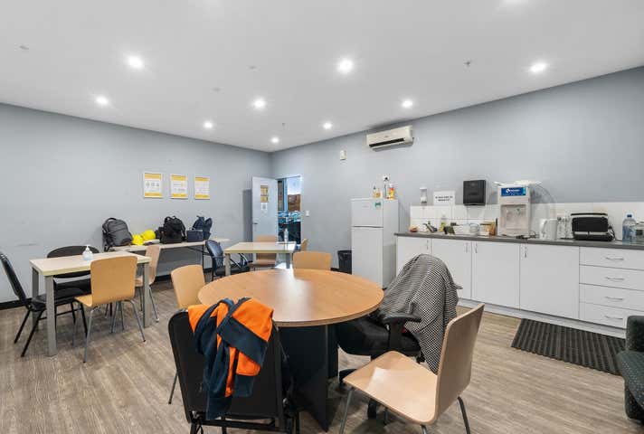 4/58 Tarlton Crescent Perth Airport WA 6105 - Image 11