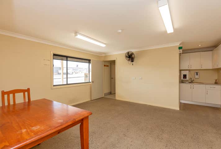 43-45 Hume Street Tamworth NSW 2340 - Image 9