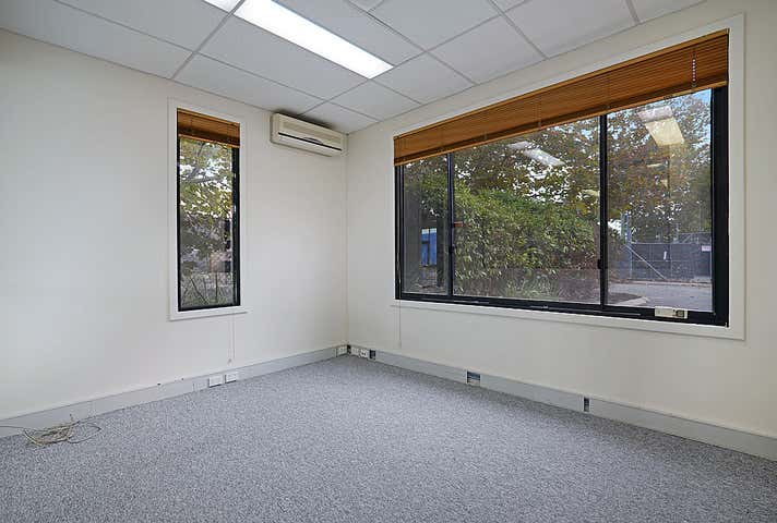 47 Catalano Circuit Canning Vale WA 6155 - Image 22